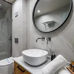Pathos Seaside Hotell