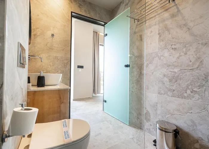 Pathos Seaside Ξενοδοχείο