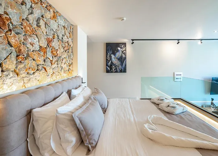 Hotel Pathos Seaside