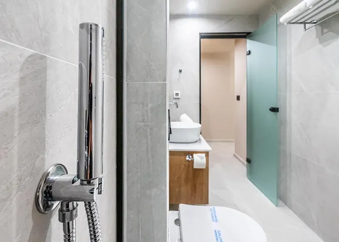 Pathos Seaside 3* Φαληράκι