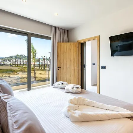 فندق Pathos Seaside فاليراكي