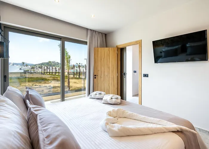 فندق Pathos Seaside فاليراكي